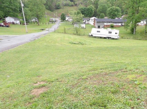 Rexroad Drive, Weston, WV 26452