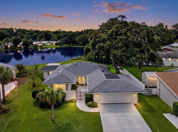 4 COOPER Court, PALM COAST, FL 32137