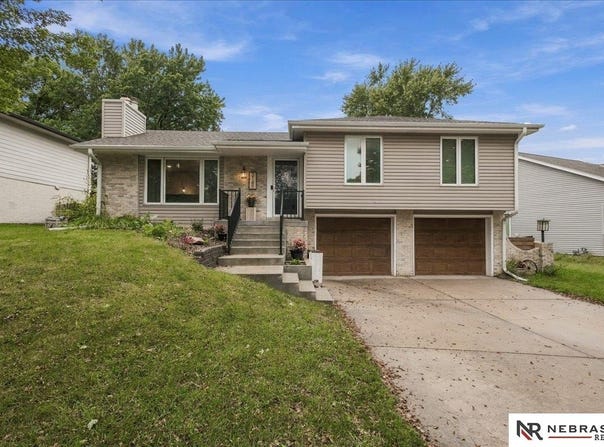 3149 Stephanos Drive, Lincoln, NE 68516