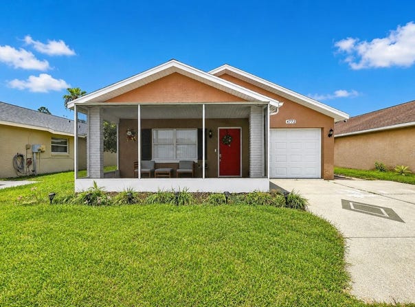 4772 SILVER Circle, ZEPHYRHILLS, FL 33541
