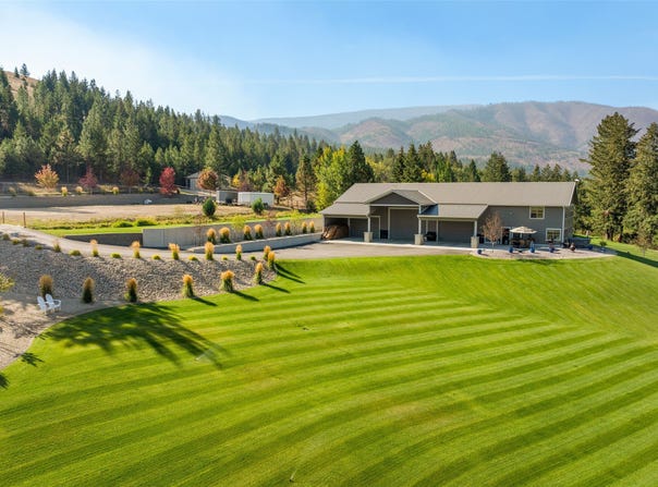 8350 Vann Drive, Lolo, MT 59847