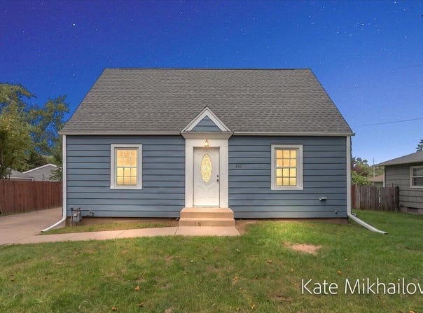 850 Upton Avenue, Springfield, MI 49037