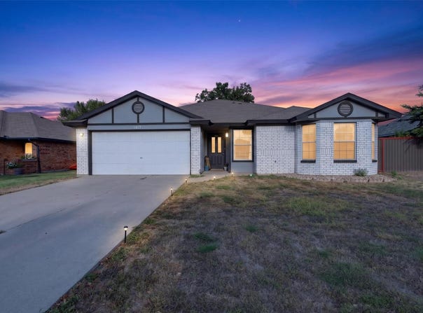 1817 Dusk Dr, Killeen, TX 76543