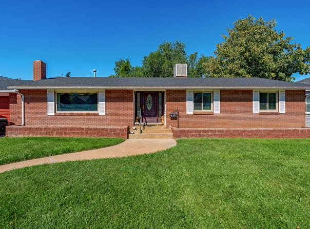 40 S 100 E, Fillmore, UT 84631