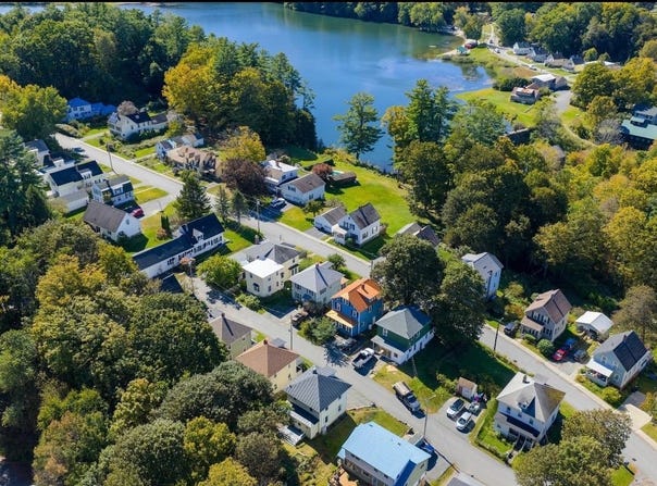 6 McKenzie Drive, Windsor, VT 05089