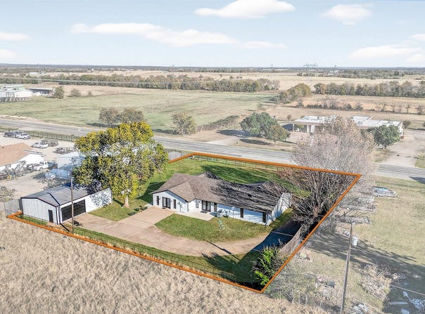 616 E Bells Boulevard, Bells, TX 75414