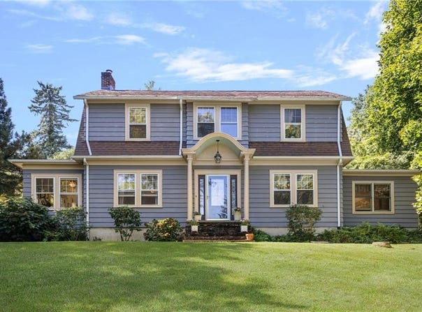 29 Valentine Circle, Warwick, RI 02886