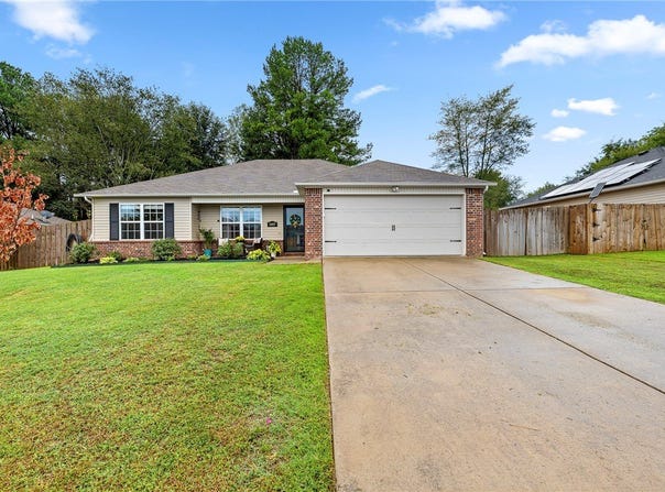 3497 Vanleer Avenue, Springdale, AR 72764