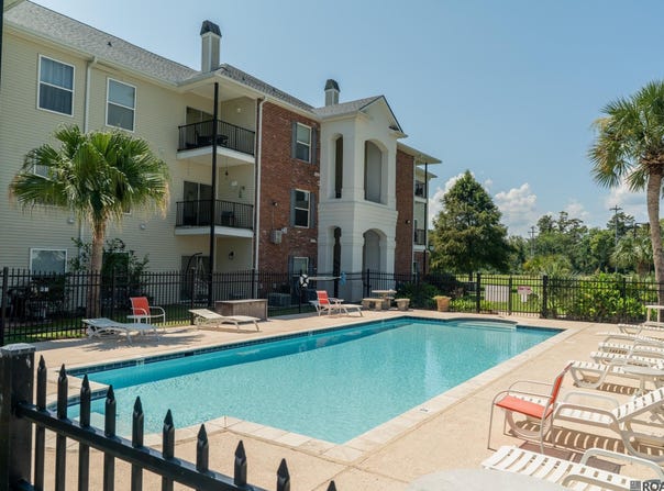 12430 River Highlands, St Amant, LA 70774