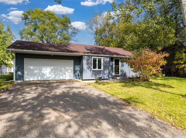 4071 99th Avenue NE, Circle Pines, MN 55014