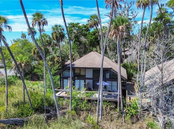 2647 N Seabreeze Point, Crystal River, FL 34429