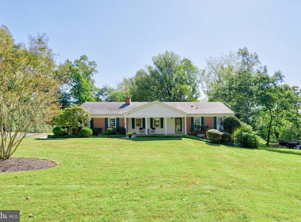 20 HEMLOCK Drive, GLEN MILLS, PA 19342
