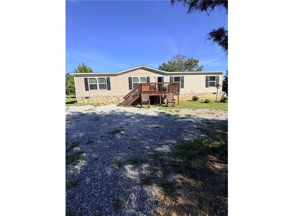 283 Lee road 2165, Salem, AL 36874