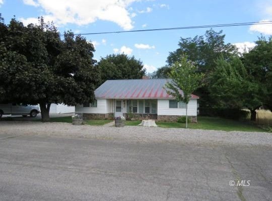 3341 Center St., Cedarville, CA 96104