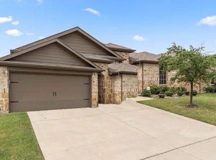 905 Decker Drive, Fate, TX 75189