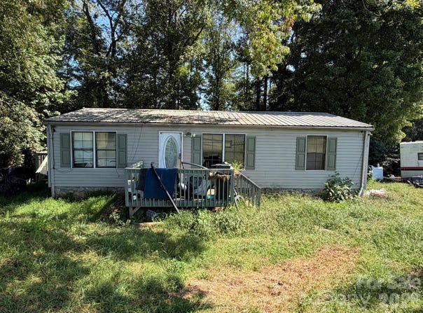 5430 Sheriffs Road, Lenoir, NC 28645