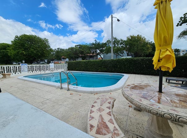 520 NE 38th St, Miami, FL 33137