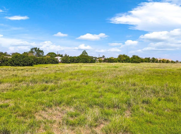 Links, Godley, TX 76044