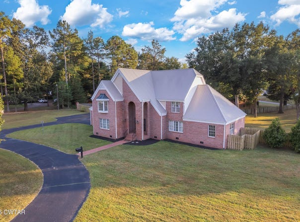 659 White Avenue, Henderson, TN 38340