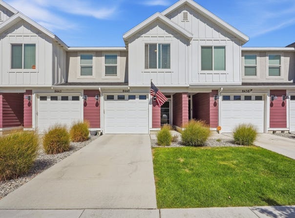 8440 W BECKVILLE Dr, Magna, UT 84044