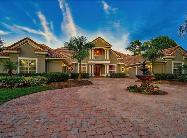 854 MACEWEN Drive, OSPREY, FL 34229