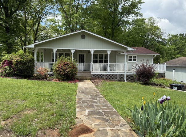 2313 N Shore Acres Road, Soddy Daisy, TN 37379