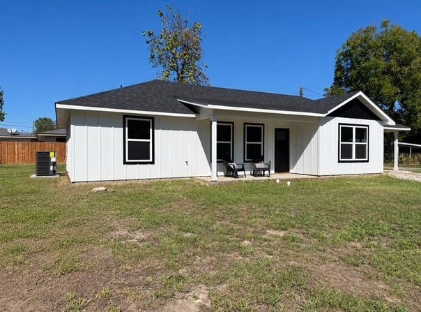 251 E Ft Worth Avenue, Cooper, TX 75432