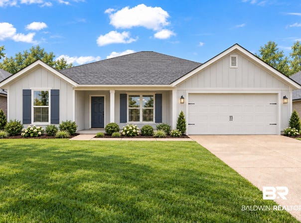19800 Conecuh Dr, Robertsdale, AL 36567