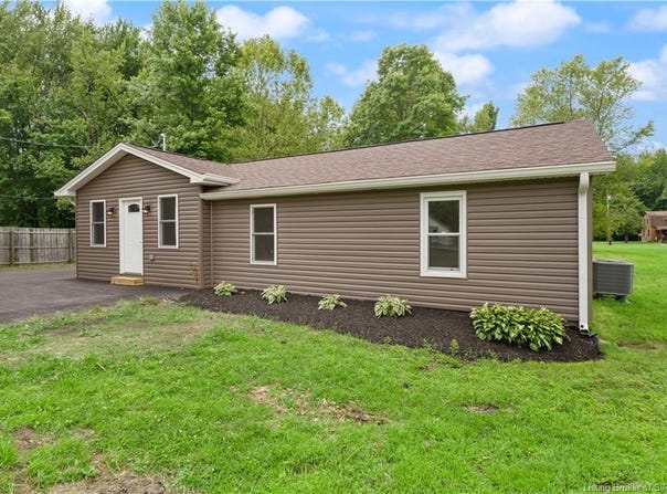 6607 Hibernia Road, Charlestown, IN 47111