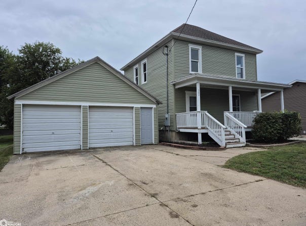 502 E 7th Street, Carroll, IA 51401