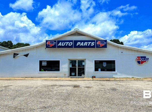 46 Jefferson Avenue, Chatom, AL 36518