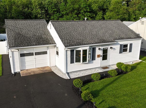 9 Maple Avenue, Garnerville, NY 10923