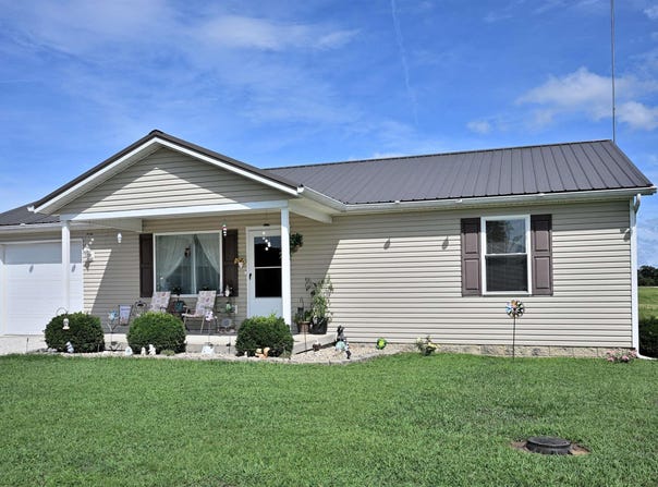 4266 S 170 E Road, Jasper, IN 47546