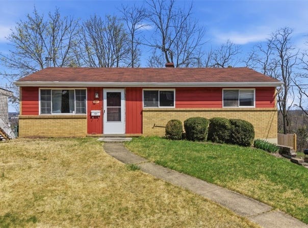 106 Westminster Dr, Penn Hills, PA 15147