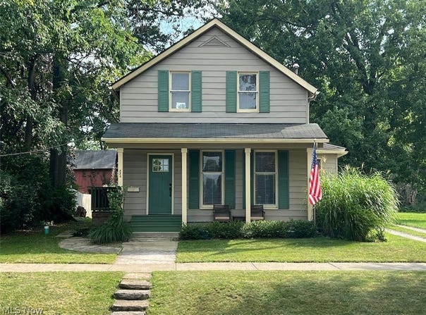 224 6th Street, Elyria, OH 44035