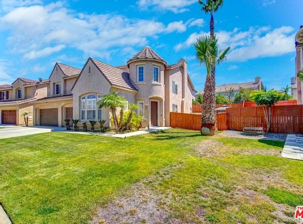 9071 Evonvale Dr, Corona, CA 92883