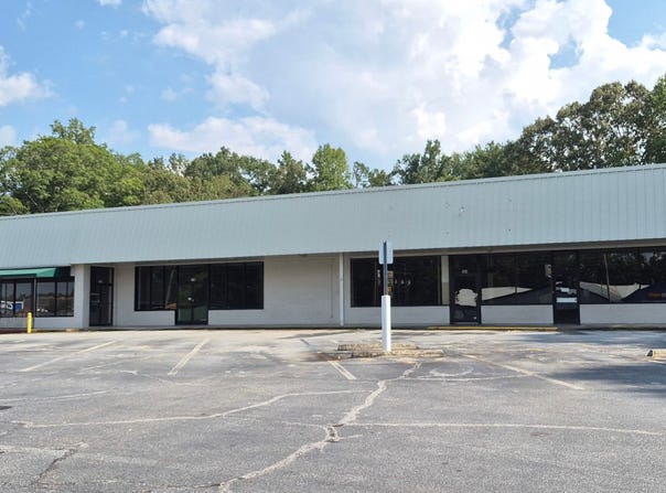 304, 304B, 304C Monroe, Clarkesville, GA 30523