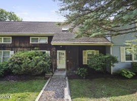 1052 Beaver Pond, Hancock, MA 01237