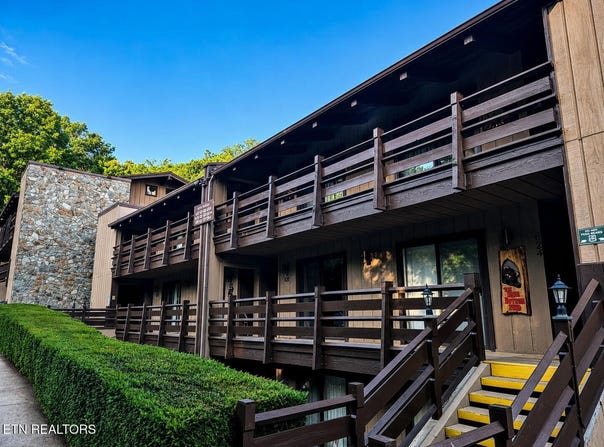 1081 Cove Rd, Sevierville, TN 37876