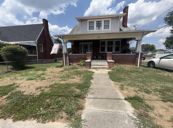 200 Cedar Ave, Vinton, VA 24179