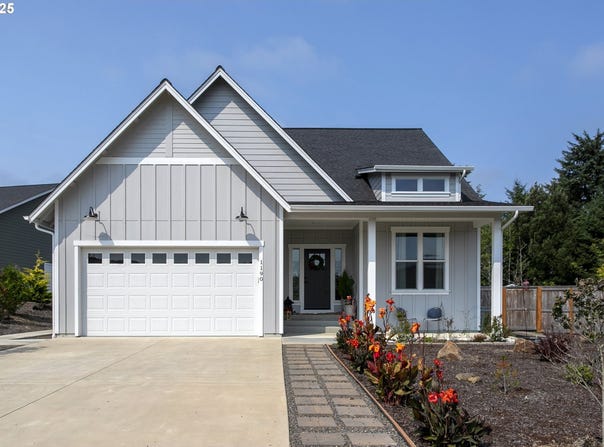 1190 SE BUGLE Ave, Warrenton, OR 97146