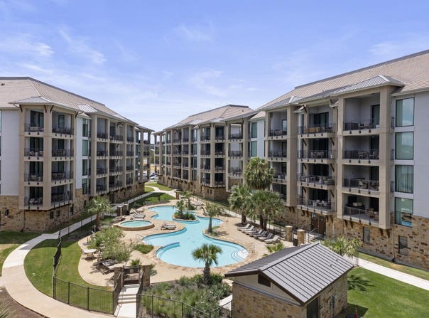 98 Island Drive #31, Horseshoe Bay, TX 78657