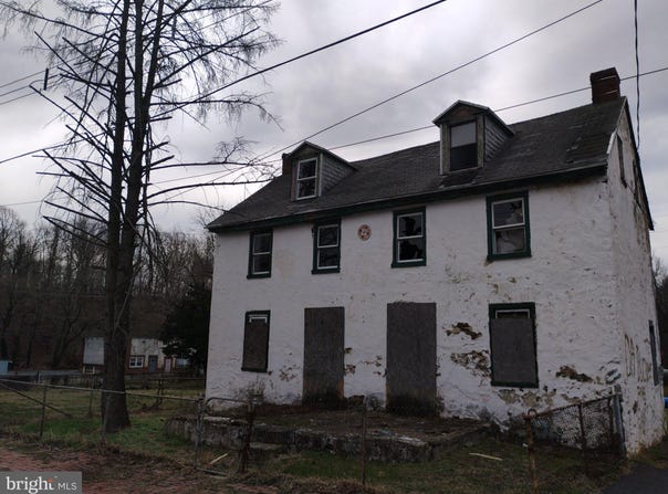 18-20 FRONT Street, BROOKHAVEN, PA 19015
