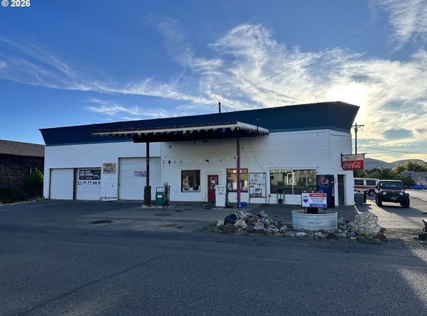609 MAIN St, Fossil, OR 97830