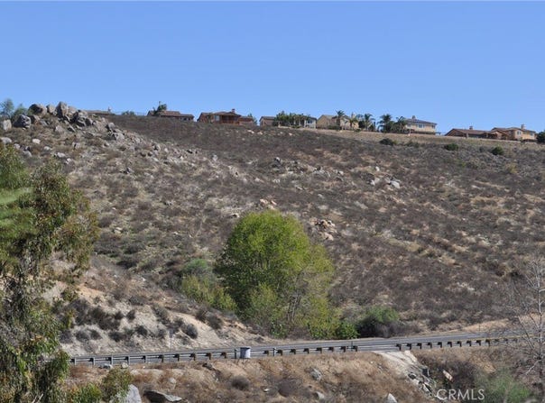 La Sierra Avenue, Riverside, CA 92503