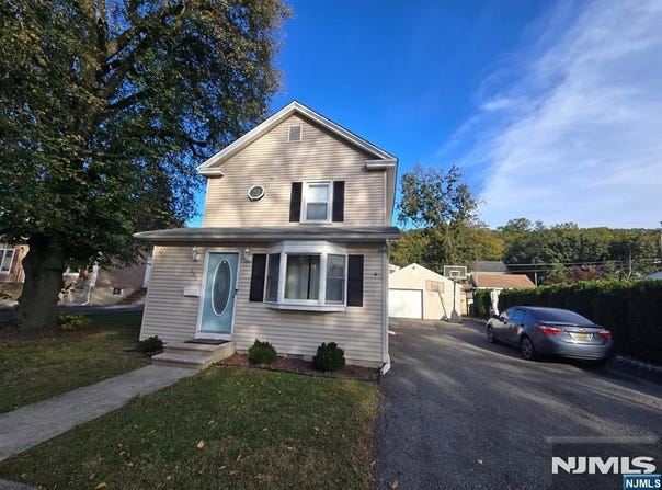 123 Monroe Street, Wanaque, NJ 07420