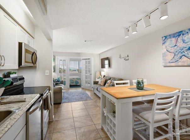 7453 Sunset Harbor Dr, Navarre Beach, FL 32566