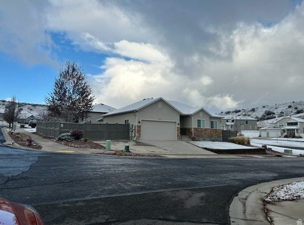 7253 N SKYVIEW Ln, Eagle Mountain, UT 84005