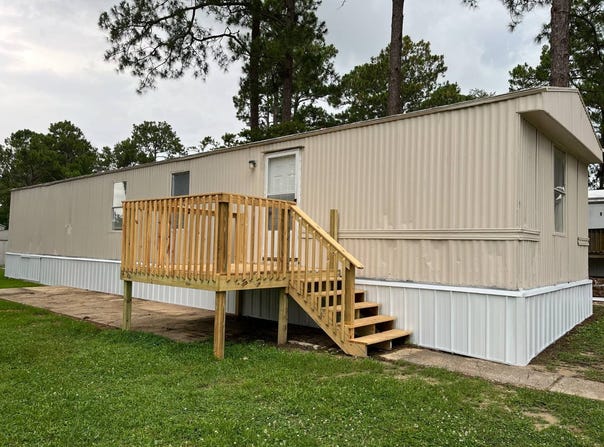 14142 Lorraine Rd, Biloxi, MS 39532