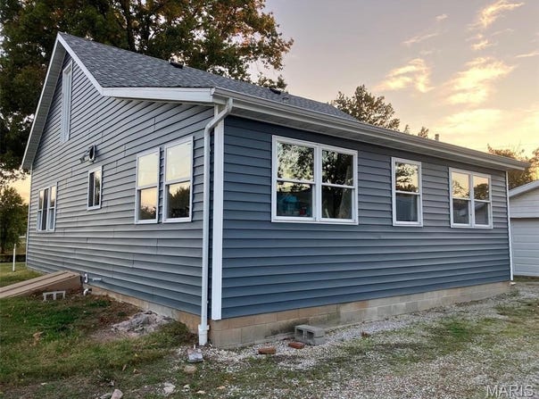 3 Lakeview Drive, Carlyle, IL 62231